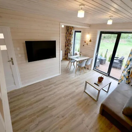 別荘 Comfortable House By The In Stepnica