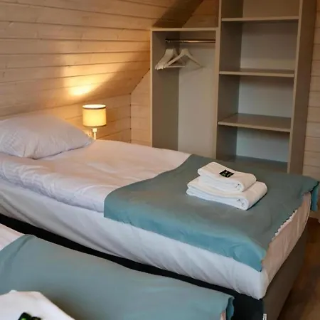 別荘 Comfortable House By The In